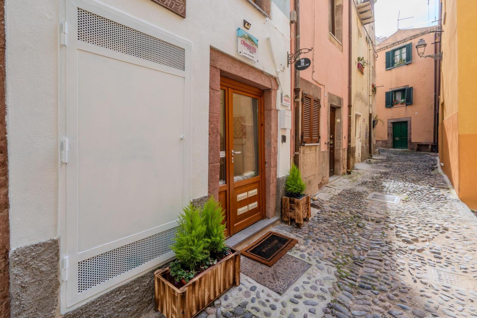 S'Apposentu - Un'Angolo Di Paradiso Con La Vista Sul Castello Bosa Exterior foto