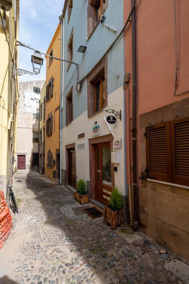 S'Apposentu - Un'Angolo Di Paradiso Con La Vista Sul Castello Bosa Exterior foto