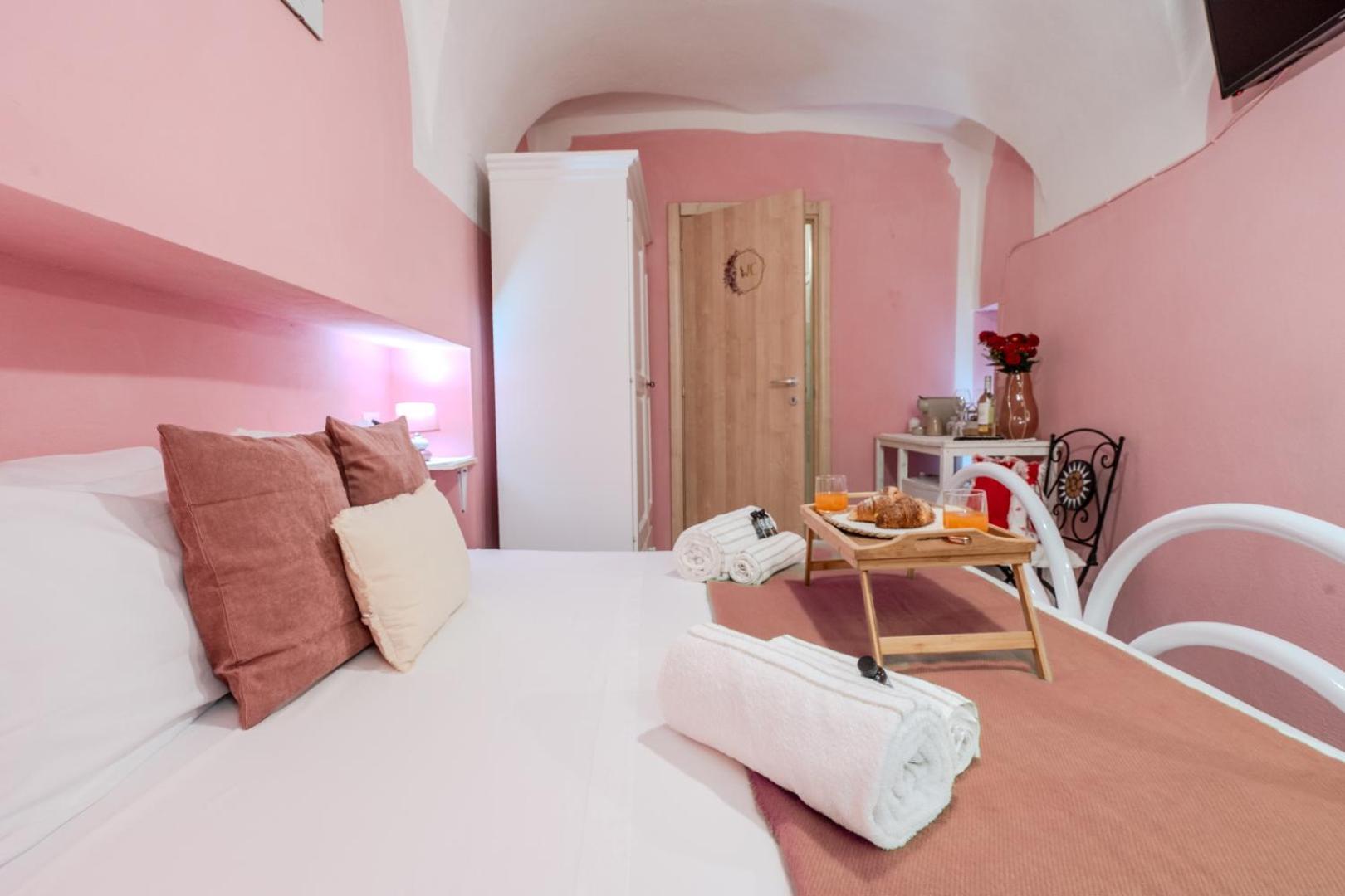 S'Apposentu - Un'Angolo Di Paradiso Con La Vista Sul Castello Bosa Habitación foto
